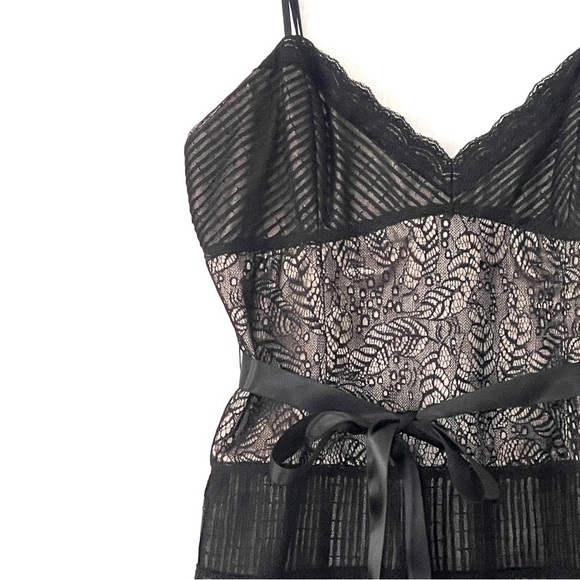 NWOT BCBG MaxAzria Black Lace and Feather Tiered Evening Dress - Picture 4 of 13